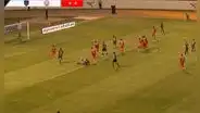 Luis Urruti anotó un golazo de tiro libre ante César Vallejo en la Noche Poeta 2023