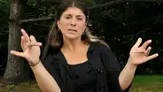 Traductora de lenguaje de señas opaca a Eminem tras interpretar sus canciones en concierto [VIDEO]