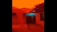Extraño fenómeno genera que el cielo de Indonesia se tiña de rojo [VIDEO]