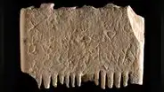 Descubren una de las oraciones más antiguas jamás escritas en un peine de 3.700 años
