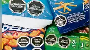 Buscan que productos con octógonos lleven la frase "su consumo excesivo daña la salud"