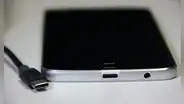 ¿Cómo limpiar correctamente el puerto de carga de tu teléfono?