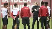 Ricardo Gareca anunció lista de convocados para la jornada triple que Perú asumirá en octubre