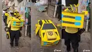Joven peruano impresiona con su creativo disfraz de Transformers