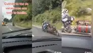 Joven coloca un cochecito en su moto para viajar con sus perros y no dejarlos solos en casa