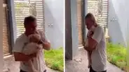 Perrita ‘se queja’ con su cuidador por dejarla sola varias horas fuera de su casa