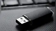 No solo sirve para guardar archivos: las otras funciones del USB que seguro no conoces