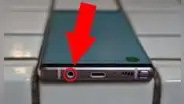 ¿Por qué muchos celulares actuales ya no vienen con conector para audífonos?