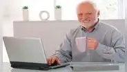 Conoce la historia de Harold, el anciano que se volvió meme por su peculiar sonrisa