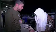 Parte del legado: Bad Bunny recibió la máscara de Rey Misterio en WWE