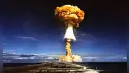 ¿Cuáles serían los efectos de la detonación de una bomba nuclear según nuestra distancia?