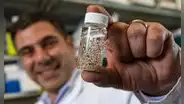Diseñan implantes capaces de eliminar el cáncer de ovario y colorrectal en solo días