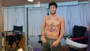 Sebastián Yatra y su desnudo para serie de Netflix, “Érase una vez, pero ya no”