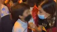 Niño se ‘escapa’ de su hogar para asistir al banderazo y su respuesta sorprende a reportera