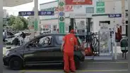 Precios de los combustibles se reducen hasta en 21,3%, tras exonerar el impuesto selectivo al consumo