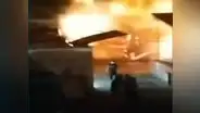 Chorrillos: incendio en cochera dejó 4  buses calcinados y una casa afectada