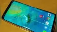 ¿Sabes qué hacer si una línea verde aparece en la pantalla de tu celular?