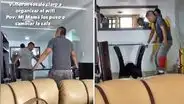 Técnicos van a una casa a reparar la conexión de internet, pero terminan arreglando los muebles