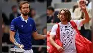 Batacazos en Roland Garros: Medvédev y Tsitsipás fueron eliminados