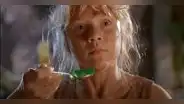 Así luce Ariana Richards de “Jurassic Park” 30 años después en premiere de “Domion”