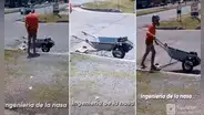 Ingenioso albañil convierte su carretilla de trabajo en una espectacular ‘motocicleta’