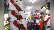 Comerciantes de Gamarra rematan mercadería alusiva al Mundial para reducir pérdidas