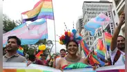 Ecuador: cientos desfilan por Día del Orgullo en Guayaquil