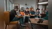 “Cosas de amigos”, estreno en cines: comedia peruana explora trama sobre diversidad sexual