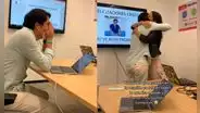 Joven asiste a una reunión de emergencia en su trabajo, pero recibe una gran sorpresa