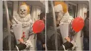 Joven sube al Metro de Lima y se sorprende al encontrar al payaso Pennywise