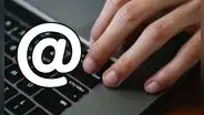 ¿Cómo tipear arroba en el teclado de laptop, PC o MAC en solo segundos?