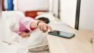 ¿Apagar tu celular evita que suene la alarma que pusiste antes de dormir?