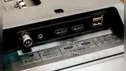 ¿Para qué sirven los puertos USB de tu smart TV que están en la parte trasera o a los lados?