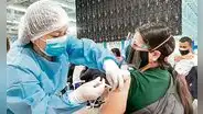 ¡Desde hoy! Personas de 18 a 59 años pueden recibir vacuna bivalente contra la COVID-19