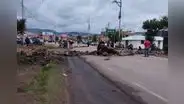 Ciudadanos de provincias vuelven a cerrar vías de ingreso a Cusco