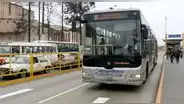 ¿Qué sucede si invado el carril exclusivo del Metropolitano y cuáles son las excepciones?