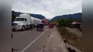 PNP libera 6 puntos de carretera bloqueados por manifestantes en Ucayali