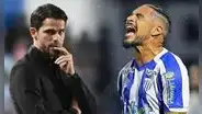 Paolo Guerrero y su DT Fernando Gago tuvieron tenso diálogo previo a su llegada a Racing