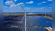En 2022 inversión en energía renovable por primera vez fue igual a la de los combustibles fósiles