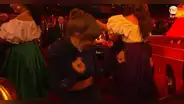 Grammy 2023: Taylor Swift bailó al ritmo de merengue de Bad Bunny