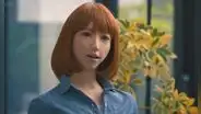 Erica, la robot que 'entiende' los chistes y puede reírse de ellos como un humano