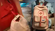 ¿Para qué sirve realmente las ranuras de tu mochila? No es un adorno, ni logo de marca