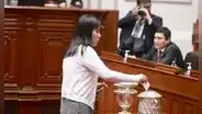 Betssy Chávez llegó al Congreso para votar por reemplazo de Digna Calle en Mesa Directiva
