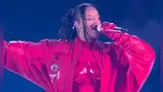 Rihanna deslumbró en el Super Bowl: así fue su impresionante presentación en el show de medio tiempo