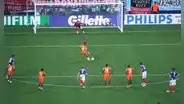 ¿Por qué hay una medialuna al borde del área grande en una cancha de fútbol?