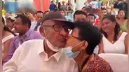 Pareja de adultos mayores se casa en pleno San Valentín luego de 56 años de relación
