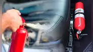 ¿Sabías qué puedes recibir una multa por no llevar un extintor en tu auto?