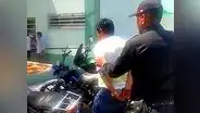 Detienen a hombre cuando agredía a su pareja en restaurante de Trujillo