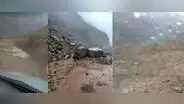 Áncash: huaico por las constantes lluvias bloquea la carretera a Huari y Huayllampampa