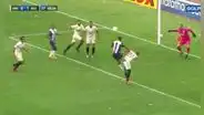 ¡Polémica total! Gabriel Costa metió un golazo de cabeza pero fue anulado por supuesta falta